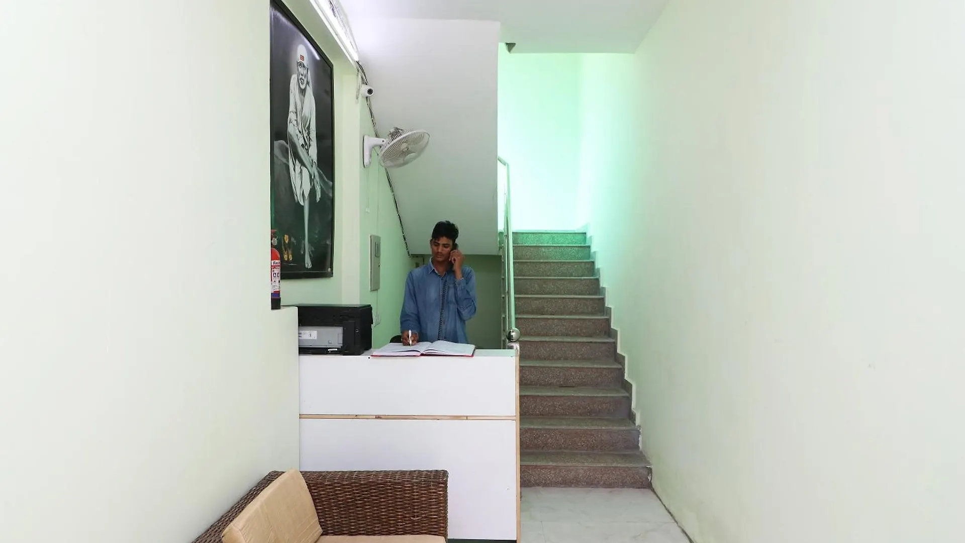 Hotel O Sunny Inn Gurgaon